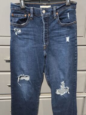 Levi's Women's Straight Leg Distressed Dark Blue Jeans